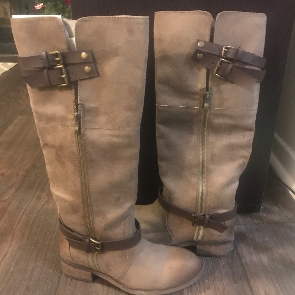 LAST CHANCE! 🔥Taupe knee boots - Rebel Brand New